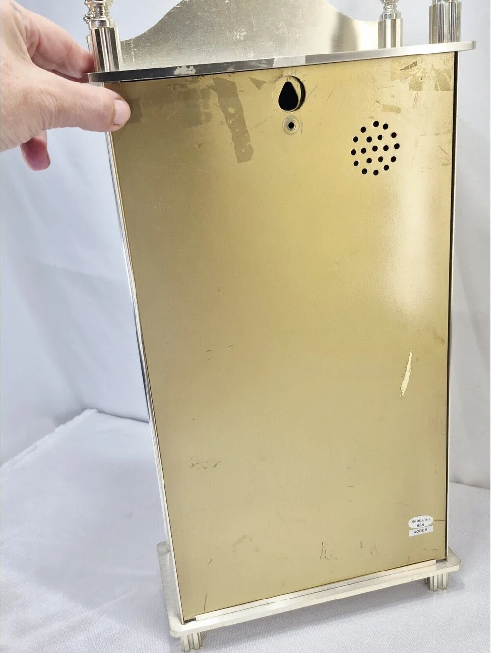 Vintage Gold Music Commodore Quartz Mantel Clock #632